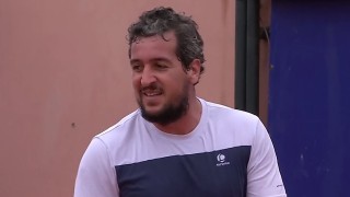 Намиращият се на 617 а позиция в ранглистата на ATP представител