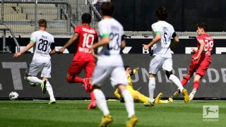 Леверкузен свали Мьонхенгладбах от Топ 3 на Германия, Хаверц с нови два гола