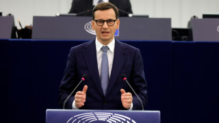 Полският премиер Матеуш Моравецки обвини ЕС във изнудване в публичен