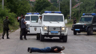 КФОР не пуска храна и лекарства през "Ярине"