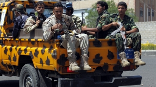 Атентатор самоубиец изби над 70 души с кола бомба в Йемен