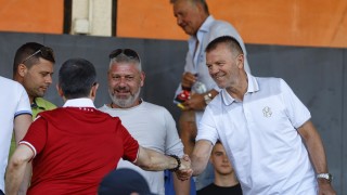Стойчо Младенов подкрепи ЦСКА в квартал "Надежда"