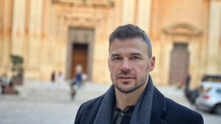 Преди малко повече от седмица Ивайло Захариев използва профила си в