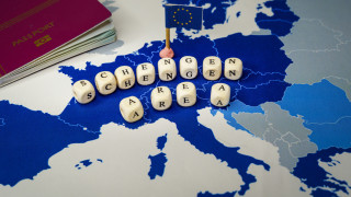 Румъния и България отчаяно искат да се присъединят към Шенгенската