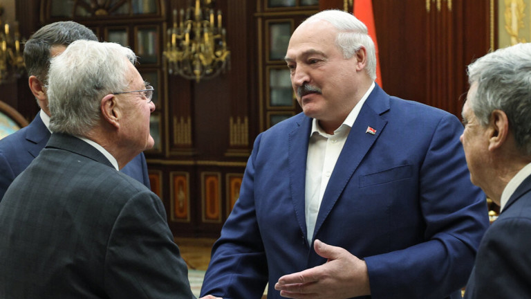  Лукашенко се срещна със специалния пратеник на САЩ Кийт Келог