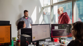 Българският стартъп Payhawk основан през 2018 г получи 6 млн