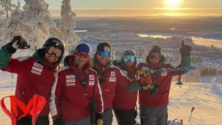 Най добрият български алпиец Алберт Попов продължава тренировките в шведския курорт
