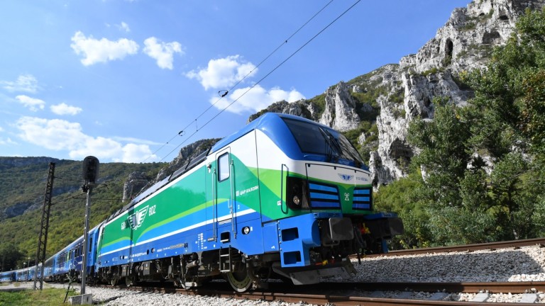 Международният влак, който пътува между София и Истанбул ще потегли