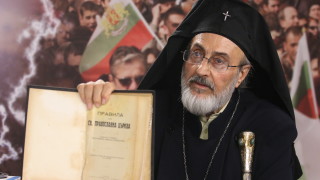 10 ноември беше един дворцов преврат диктуван отвънка Той донесе