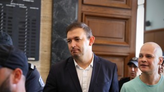 Бившият зам.-кмет на София Никола Барбутов остава в ареста