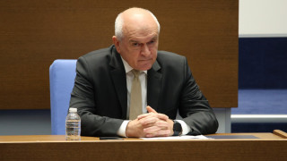 Очаквам да има редовно и стабилно правителство Това заяви на