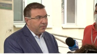 Нямало да се налагат ограничения за възрастните