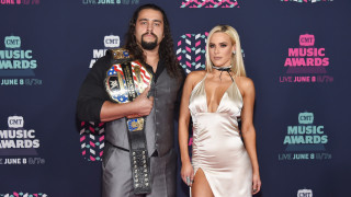 Мирослав Бърняшев по известен като Русев посети стадиона на любимия му