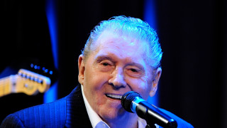 На 87 годишна възраст почина един от рокендрол пионерите Джери Лий