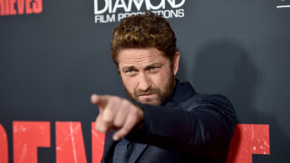 Колко голям джентълмен е Джерард Бътлър