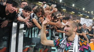 Легендарният защитник на Ювентус Джорджо Киелини е близо до преминаването