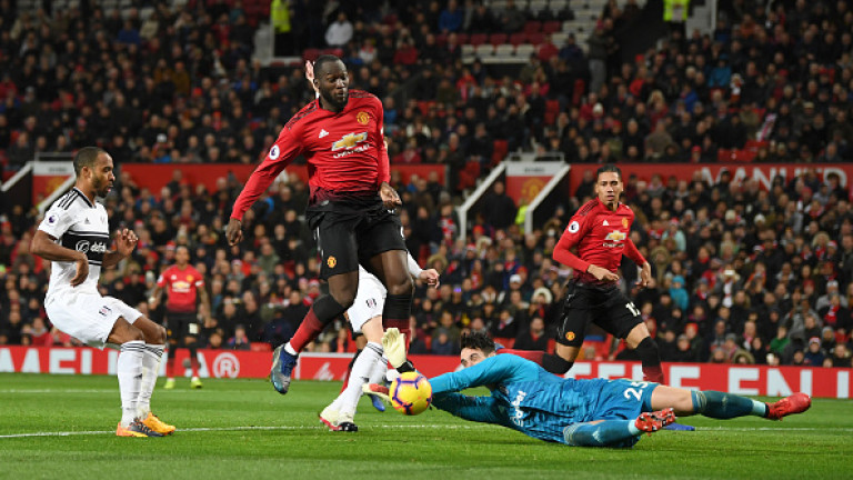 Трима основни футболисти се завръщат в игра за Манчестър Юнайтед