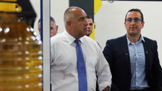 Няма да им вляза в тона нея я отстраниха когато