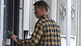 Брад Пит се крие в усамотено жилище и слуша тъжни песни (СНИМКА)