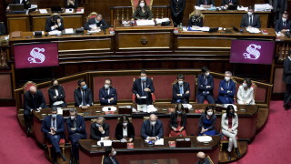Конте призова Сената да го подкрепи на вота на доверие