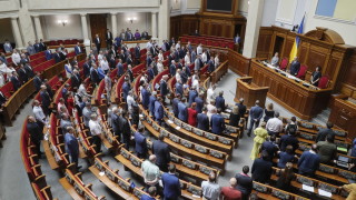Украински партийни лидери се обявиха срещу решението на президента да