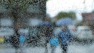Дъжд и гръмотевици в Западна България, слънце по Черноморието