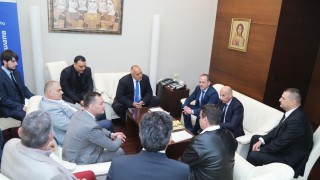 Премиерът Бойко Борисов свика на спешна среща транспортния бранш Кабинетът