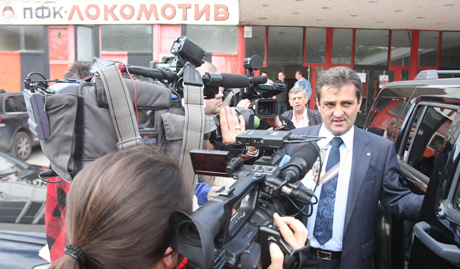 Николай Гигов: Отказвам се от футбола, Локомотив отива във "В" група!