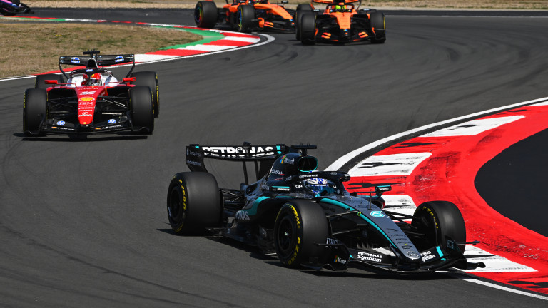 Джордж Ръсел продължи отличното си начало на сезона във Формула 1