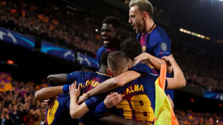 Футболистите на Барселона не искат да играят само срещу един