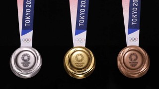 Рециклирано злато и сребро от смартфони ще бъде използвано за медалите за Олимпиада 2020