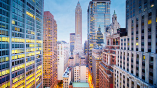 Световно известната американската певица Дженифър Лопес най после намери купувач за