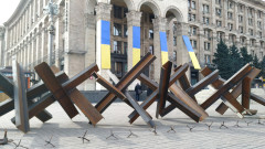 Центърът на Киев отново под обстрел