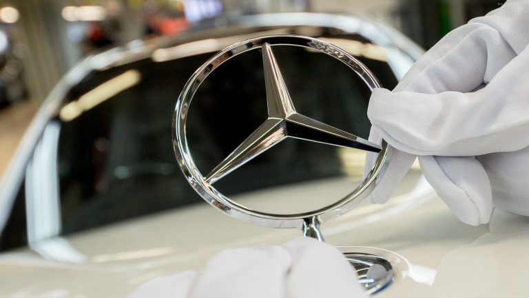 Емблемата на Mercedes стана на 110 години