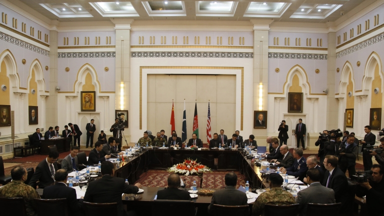 Започна втори кръг преговори за мир в Афганистан 