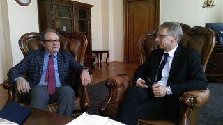 Доработват отново Стратегията за научни изследвания