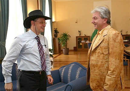 Янев разкрива нов кръг „Орион" около Станишев