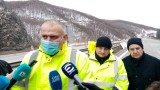 Няма яснота кога ще бъде разчитен пътят край свлачището на АМ "Струма"