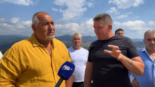 Лидерът на ГЕРБ Бойко Борисов обеща инвестициите в Родопите да