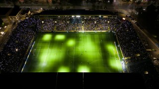 60 прожектора на Philips ще бъдат монтирани по козирките на