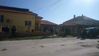 Откриха оръжия и тротил при акцията срещу ало-измамници във Ветово