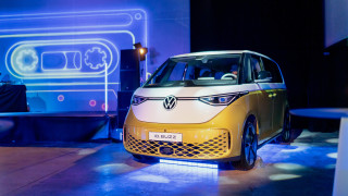 Volkswagen I D Buzz дебютира официално в България Като далечен наследник
