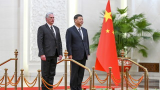 Китай се съгласи да преструктурира кубинския дълг и да предостави