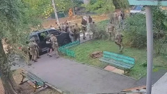 Появи се видео от престрелката между СБУ и ГУР в Киев