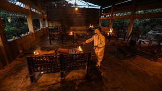 Индия за първи път регистрира повече от 200 000 нови