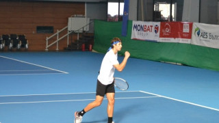 Шампионът на България на тенис в зала Александър Донски ще