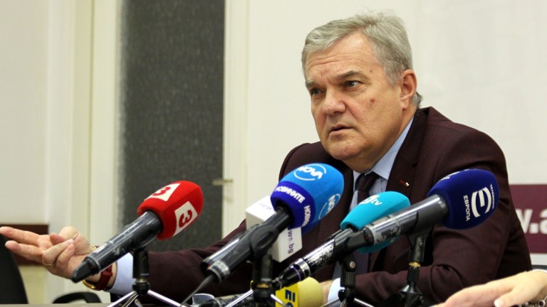Петков настоява за промени в политиката на здравното министерство