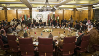 Генералният секретар на Арабската лига Ахмед Абул Гейт призова Турция