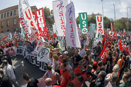 Хиляди испанци протестираха срещу политиката на икономии 