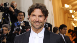 Напоследък все повече знаменитости говорят открито за зависимостите си за